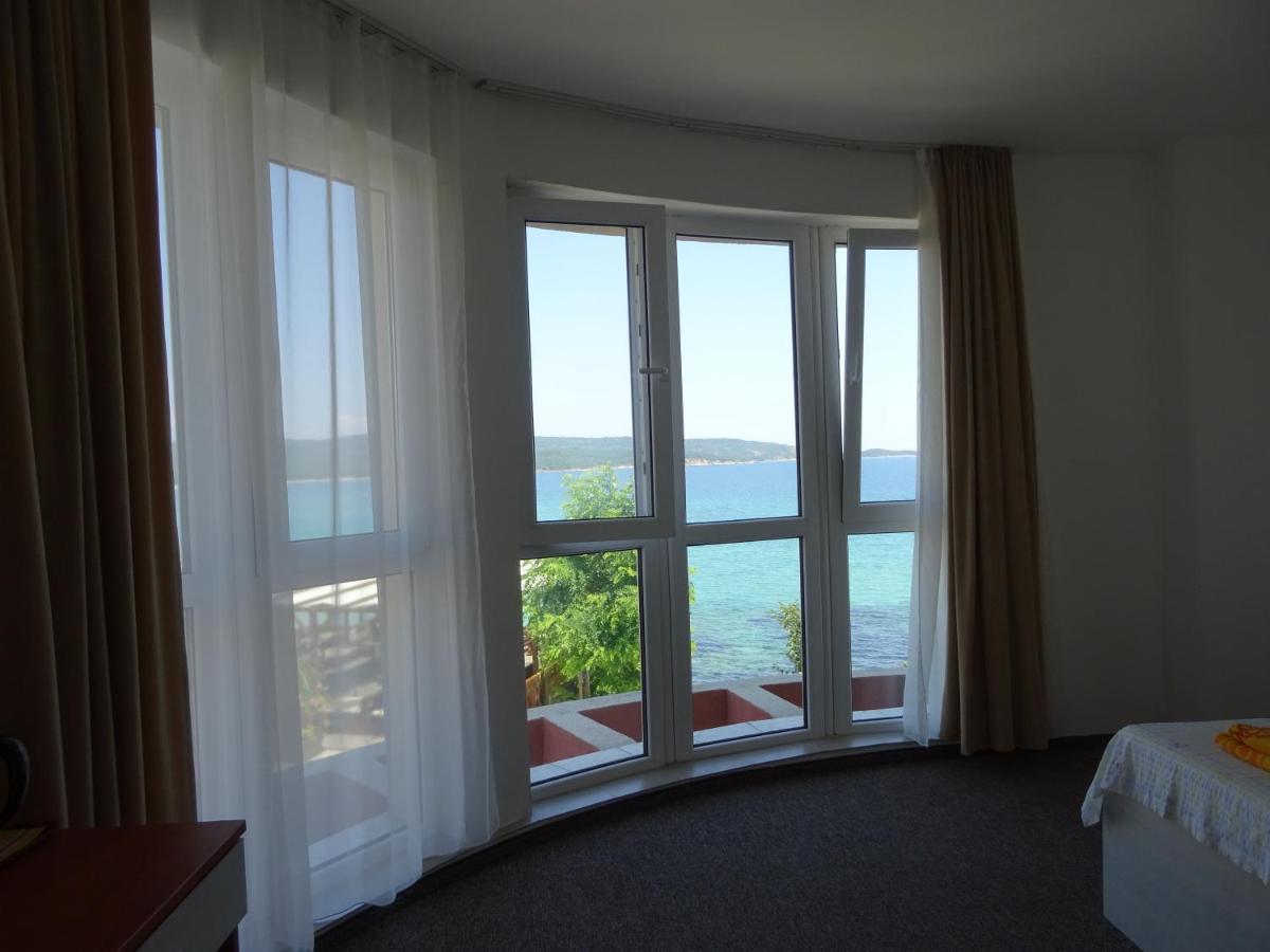 Dobrevi Guest House Primorsko Exterior photo